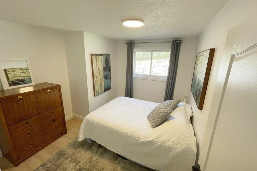 Photo of Bedroom in Alban