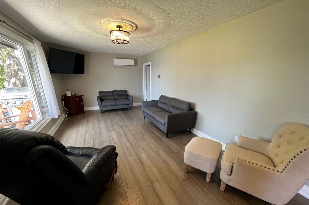Photo of Livingroom in Roseneath