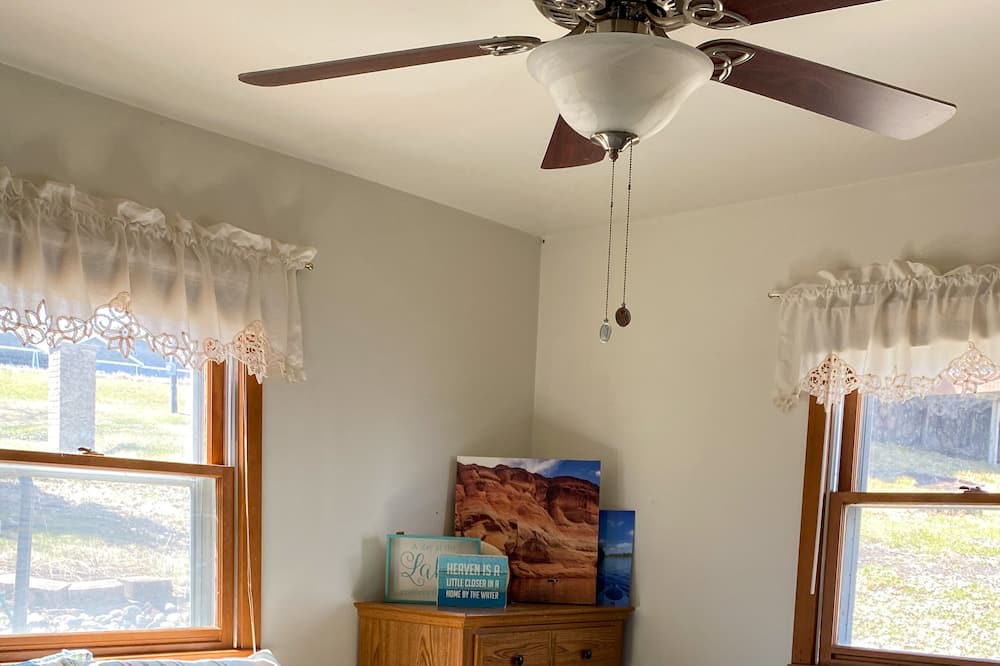 Photo of Bedroom in Audubon