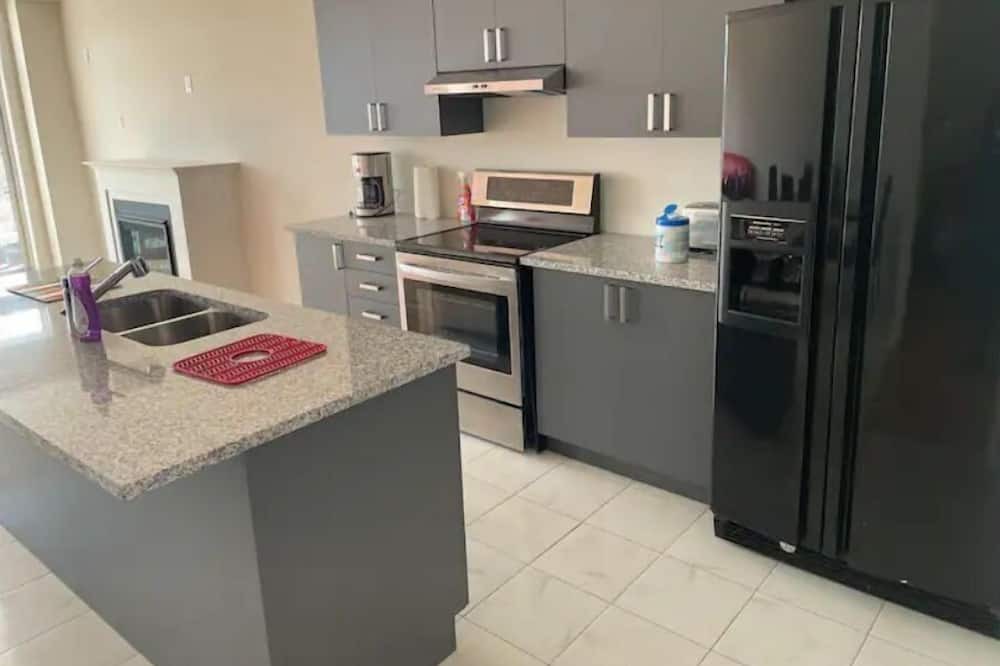 Photo of Kitchen in Durham Region
