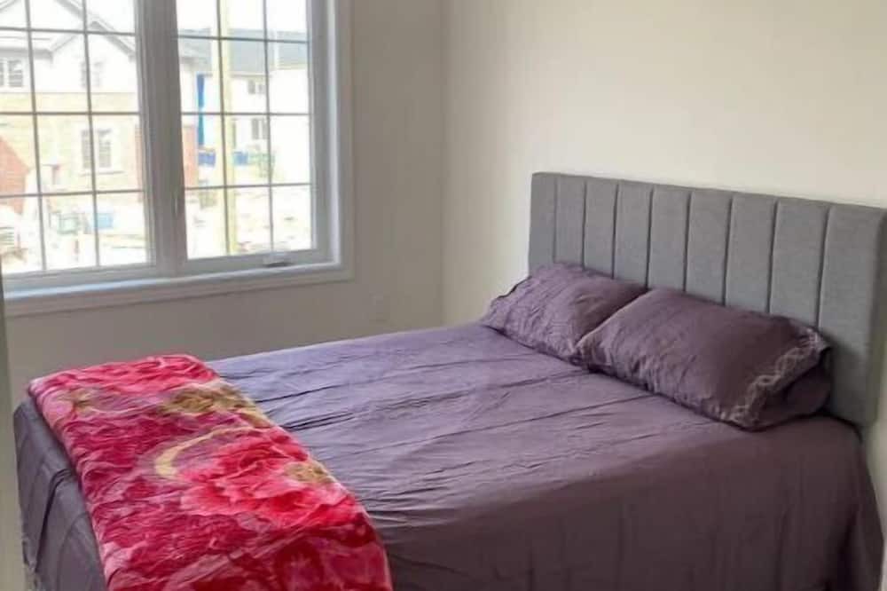 Photo of Bedroom in Durham Region