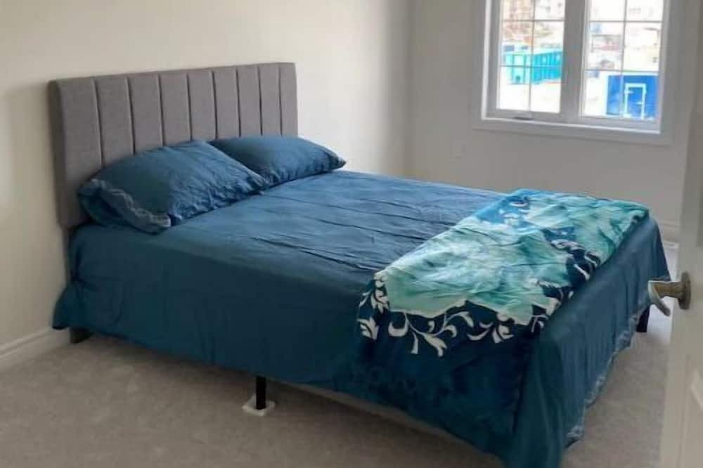 Photo of Bedroom in Durham Region