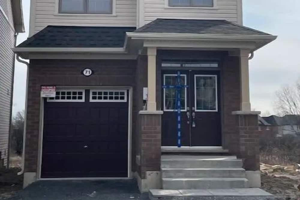 Photo of Outdoor in Durham Region