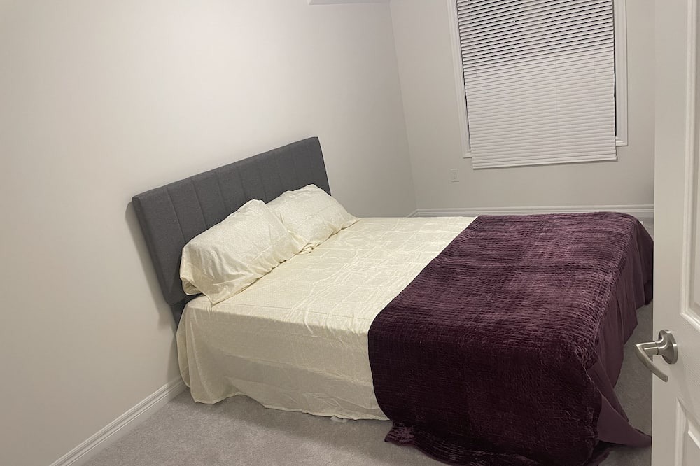 Photo of Bedroom in Durham Region