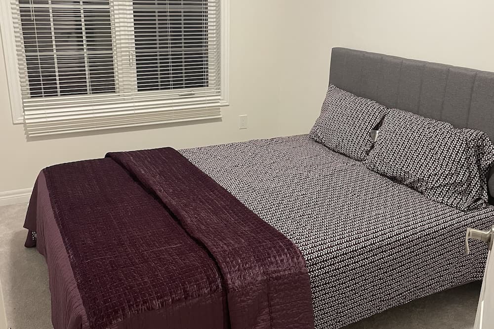Photo of Bedroom in Durham Region