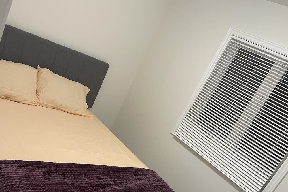 Photo of Bedroom in Durham Region