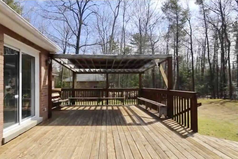 Photo of Outdoor in Tiny