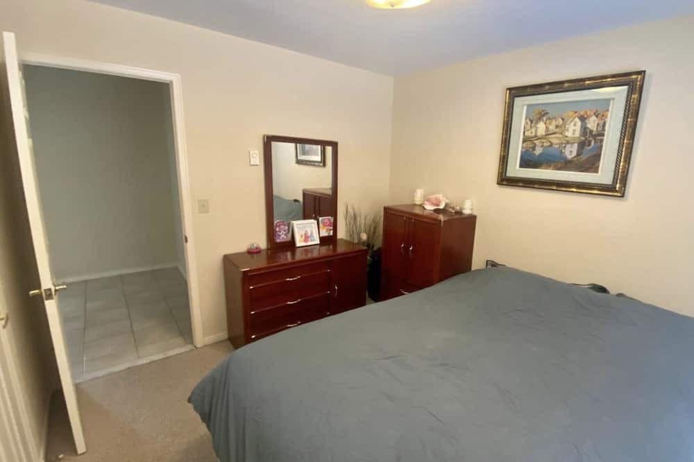 Photo of Bedroom in Tiny