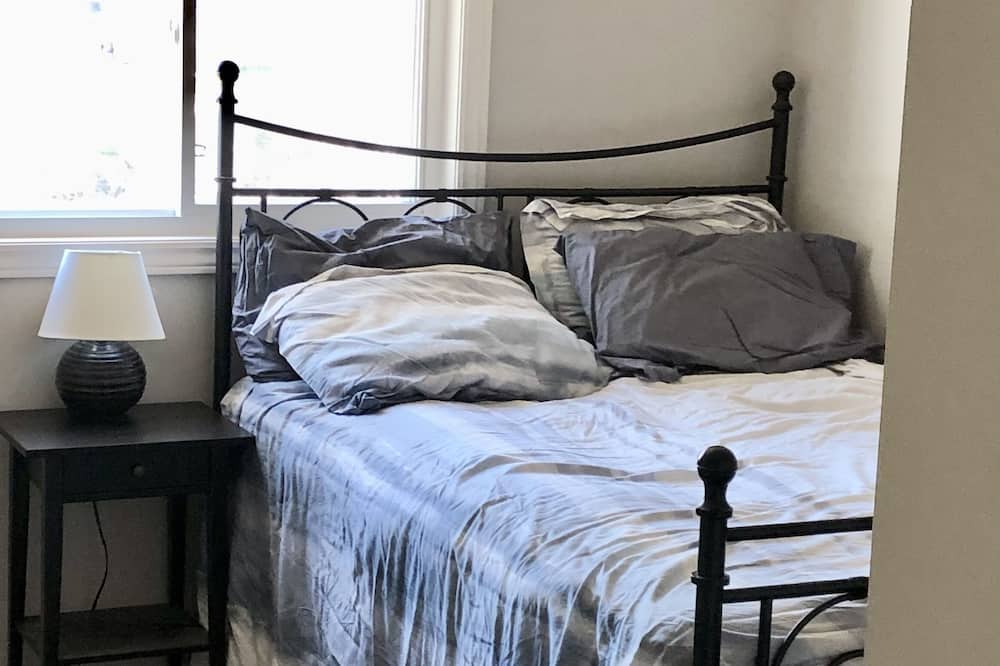 Photo of Bedroom in Petawawa
