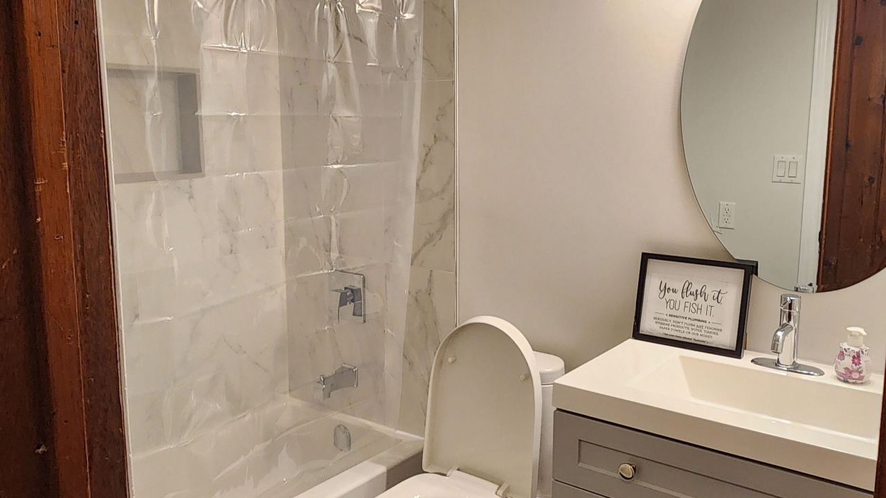 Photo of Bathroom in Kawartha Lakes