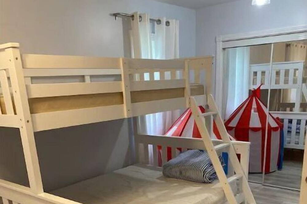 Photo of Bedroom in Wainfleet
