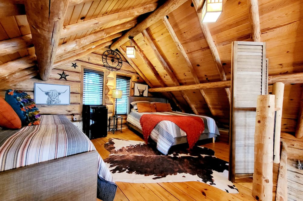 Photo of Bedroom in Sturgeon Lake