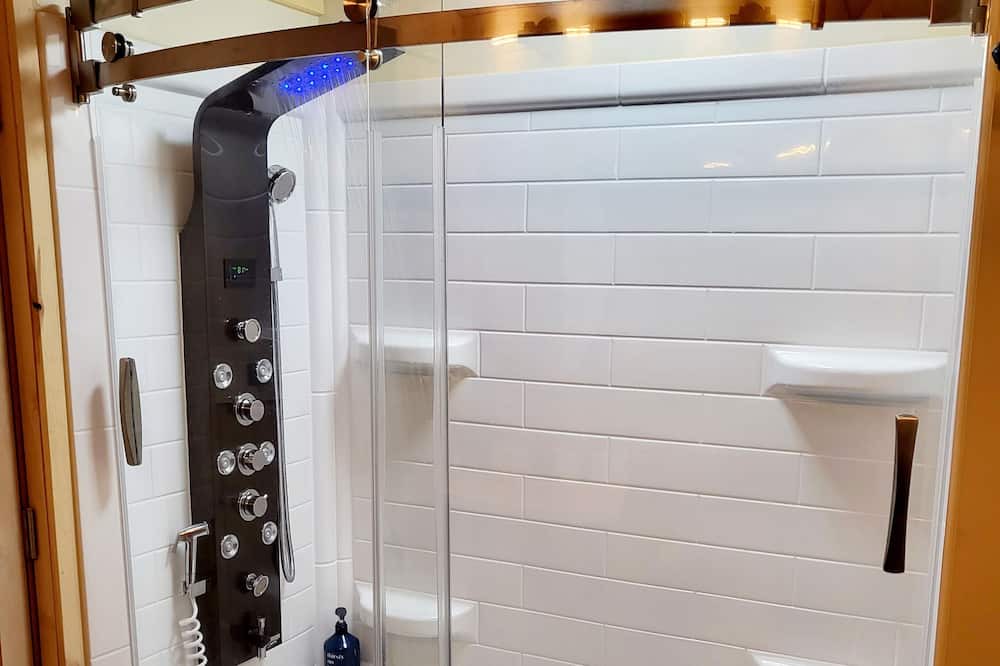 Photo of Bathroom in Sturgeon Lake