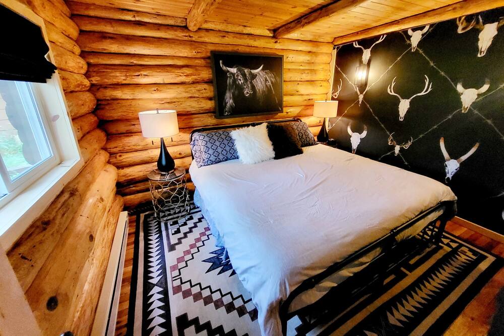 Photo of Bedroom in Sturgeon Lake