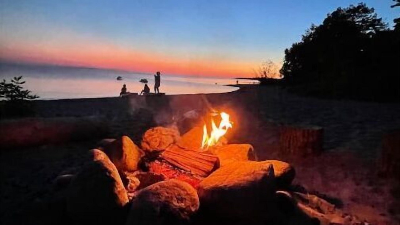 Photo of Outdoor in Tiny
