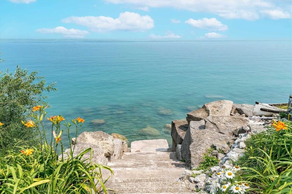 Photo of Outdoor in Grimsby