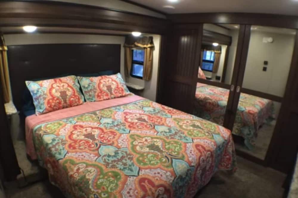 Photo of Bedroom in Cloquet