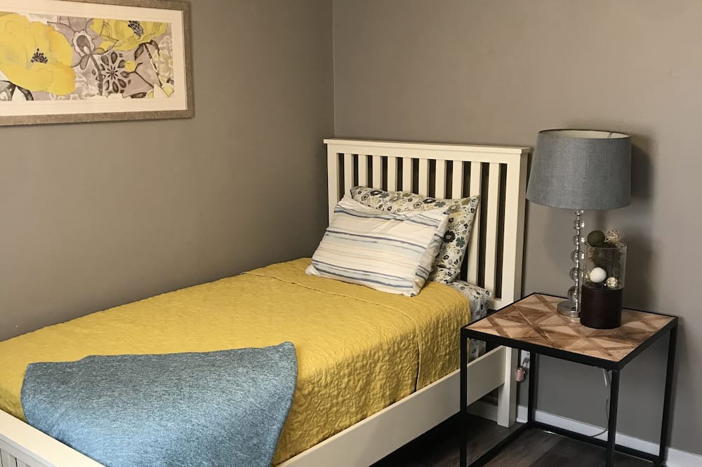 Photo of Bedroom in Madison Lake
