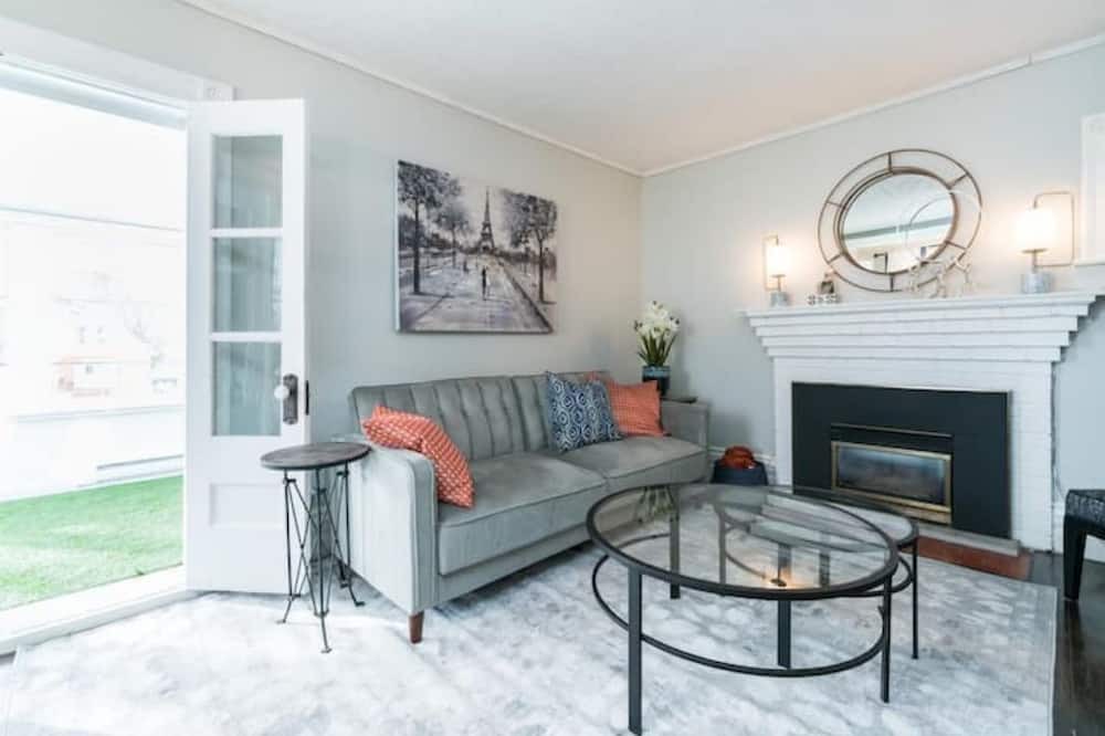 Photo of Livingroom in North London