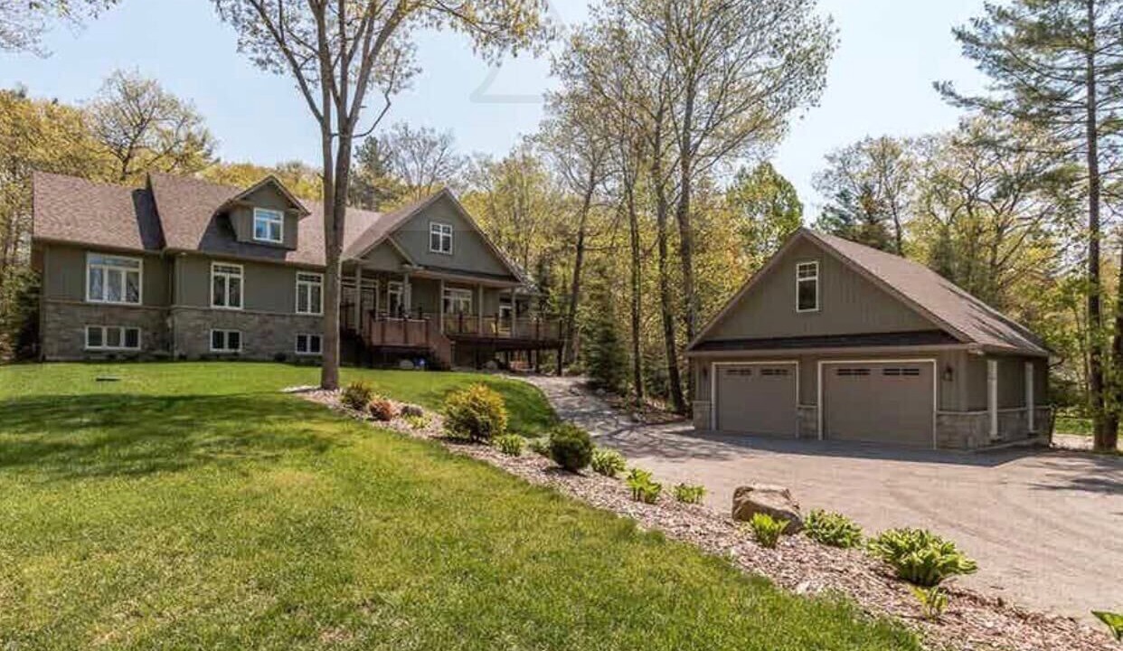 Photo of Outdoor in Tiny