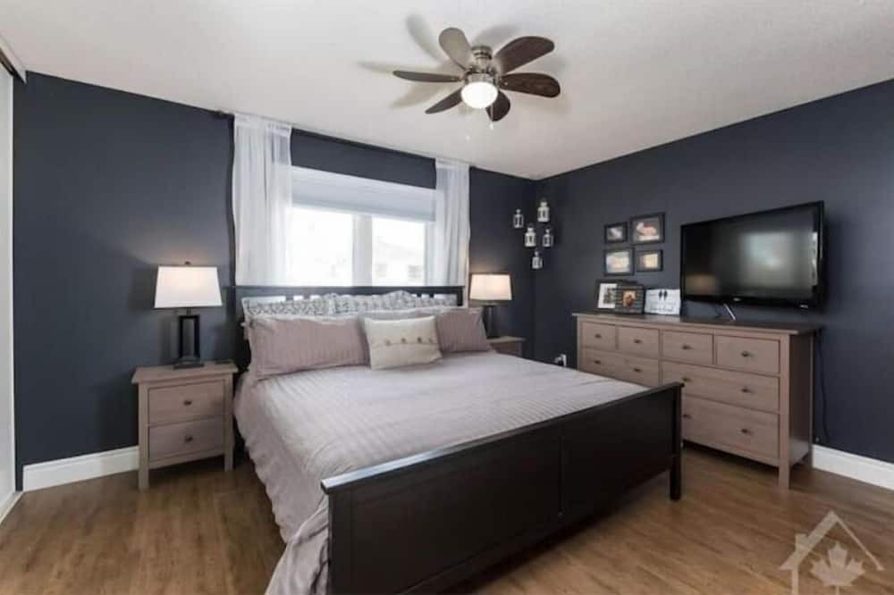 Photo of Bedroom in Arnprior