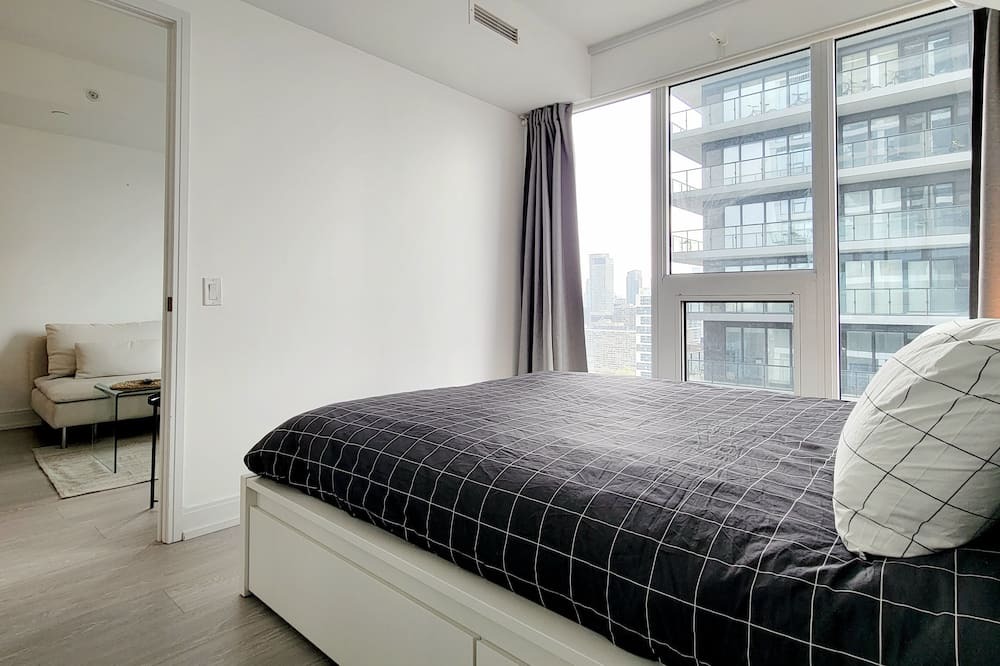 Photo of Bedroom in Garden District