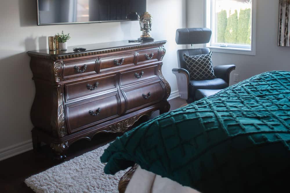 Photo of Bedroom in Chatham-Kent