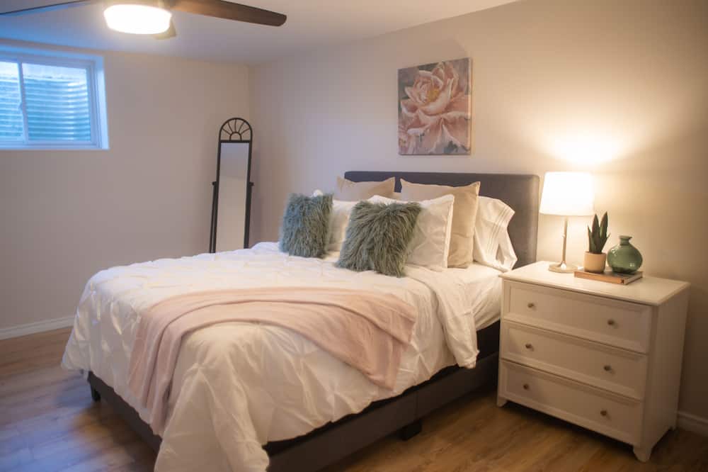 Photo of Bedroom in Chatham-Kent