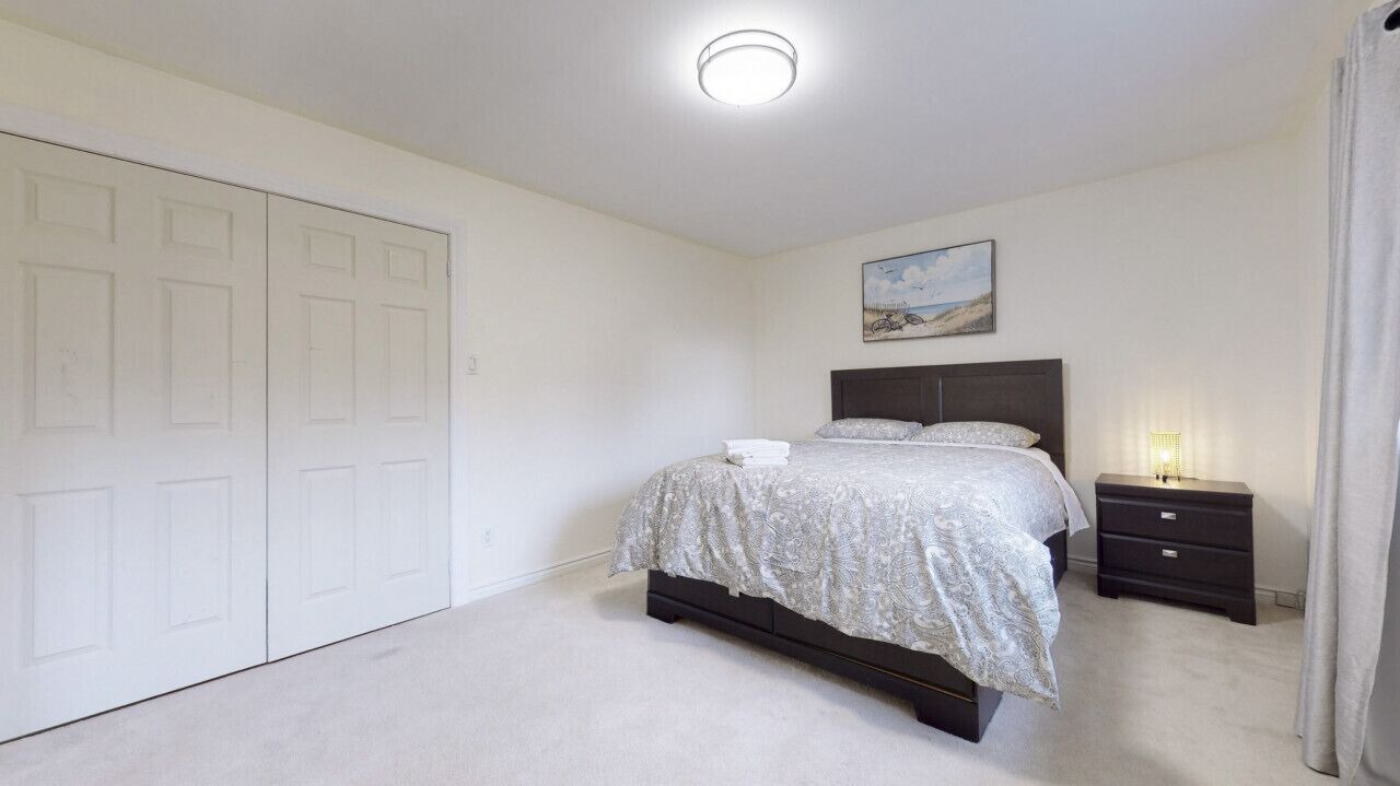 Photo of Bedroom in Victoria Road