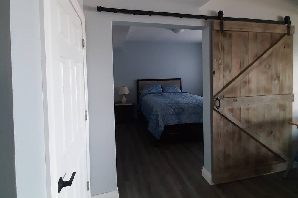 Photo of Bedroom in Kemble