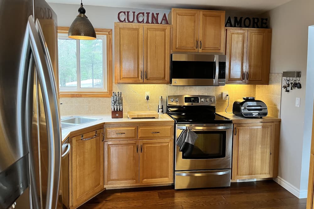 Photo of Kitchen in Markstay