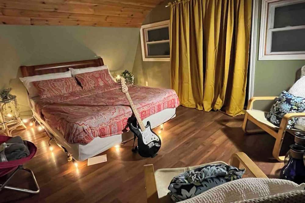 Photo of Bedroom in Pefferlaw