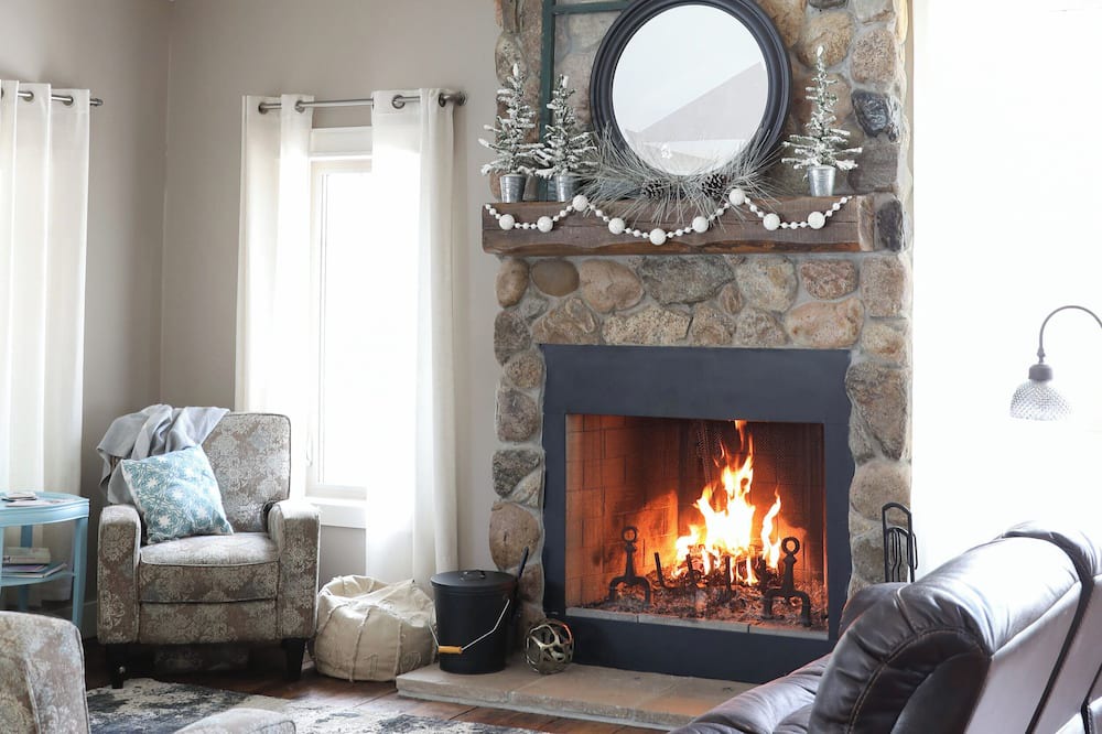 Photo of Livingroom in Carver County