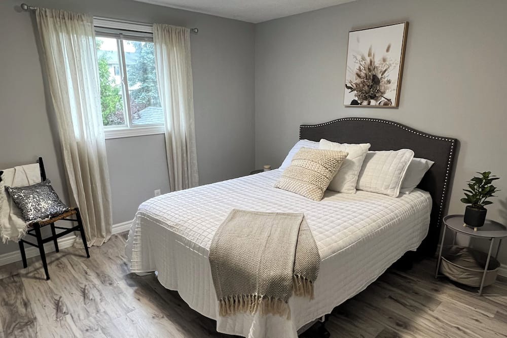Photo of Bedroom in Paris
