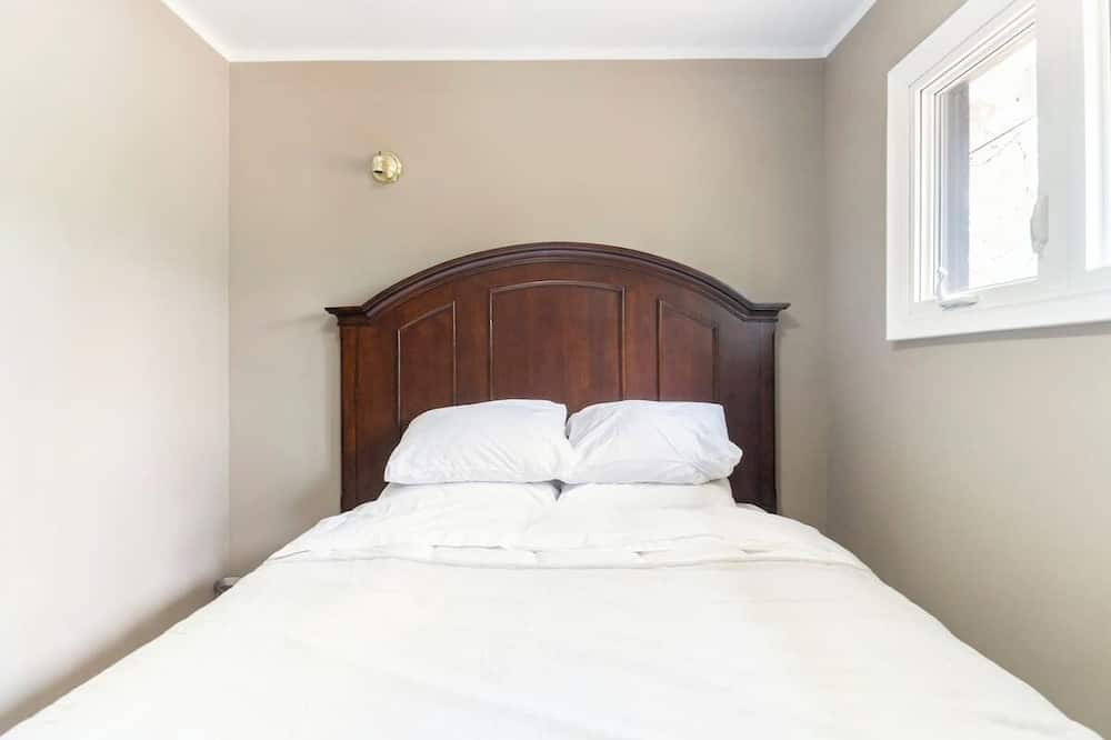 Photo of Bedroom in Tiny