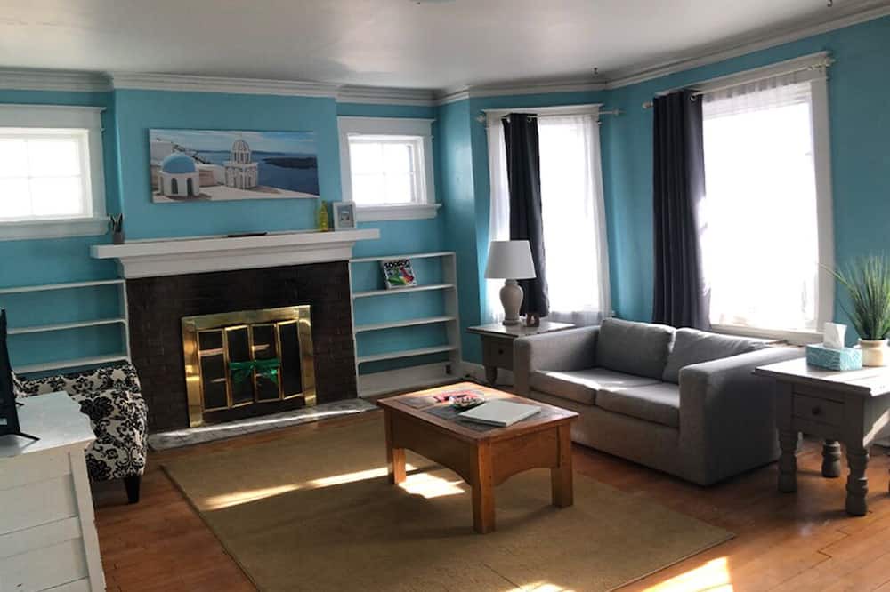 Photo of Livingroom in Endion