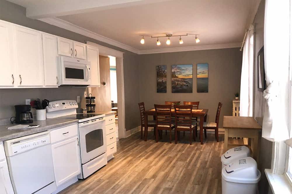 Photo of Kitchen in Endion