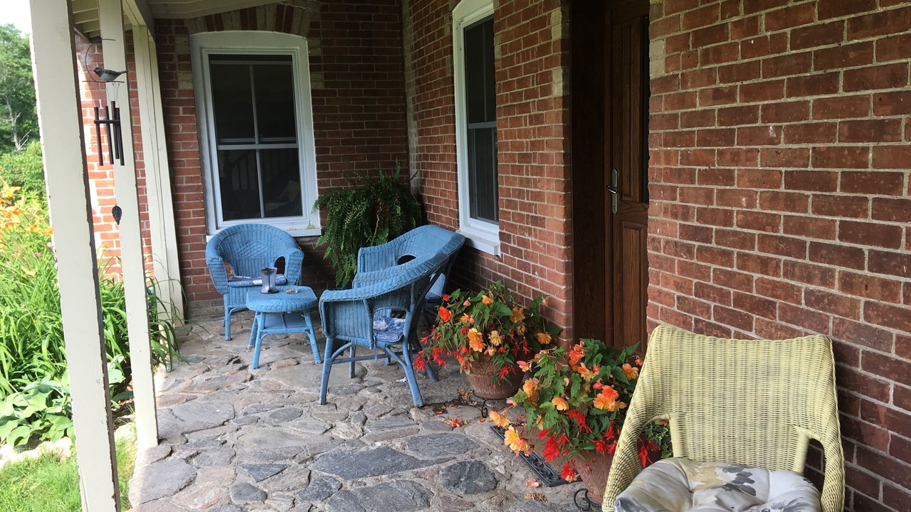 Photo of Patio Balcony in Algonquin Highlands