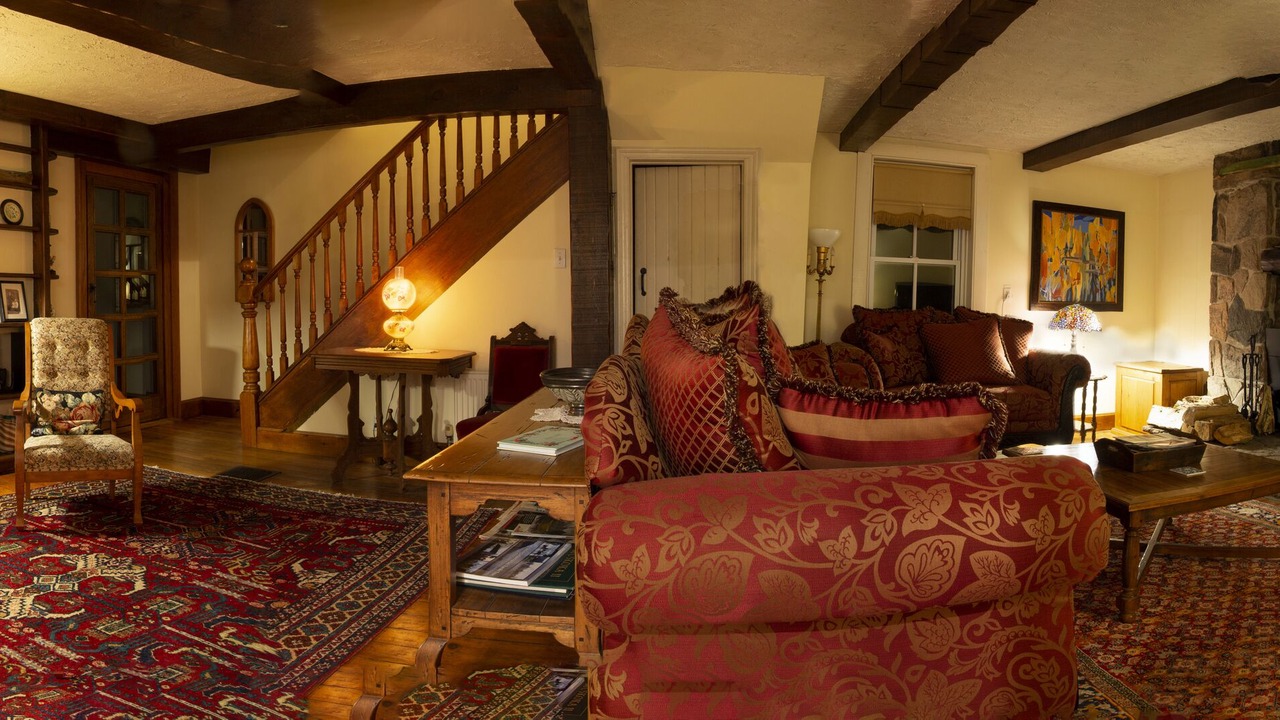 Photo of Livingroom in Algonquin Highlands