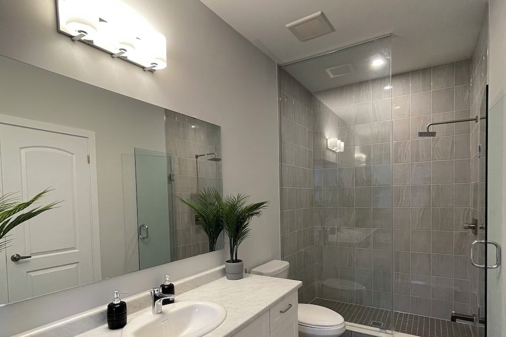 Photo of Bathroom in Markham