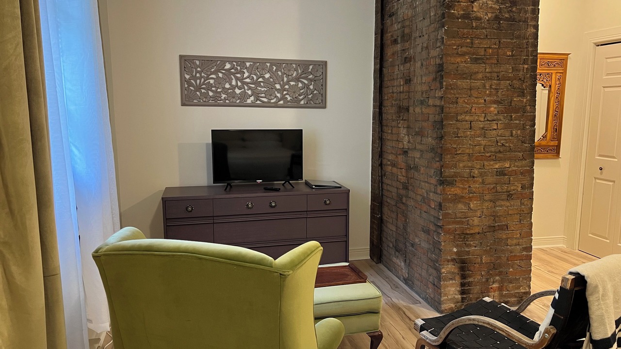 Photo of Livingroom in Cobourg