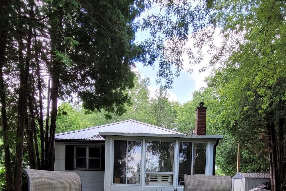 Photo of Outdoor in Victoria Road