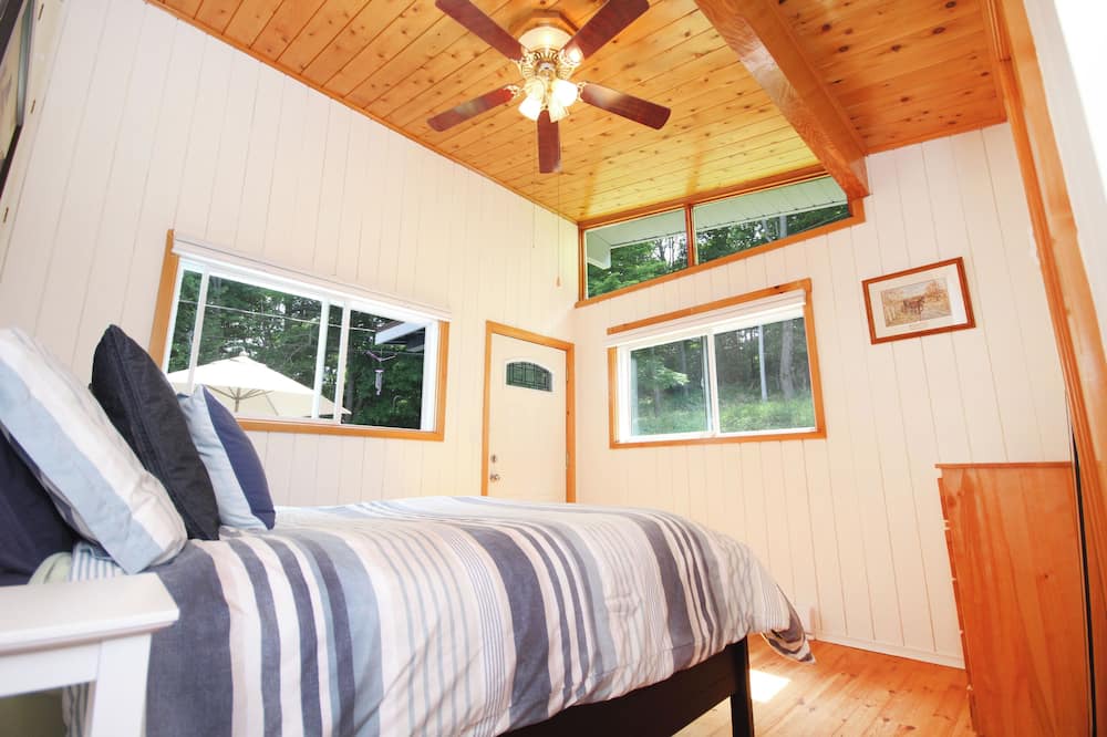 Photo of Bedroom in Manitoulin District
