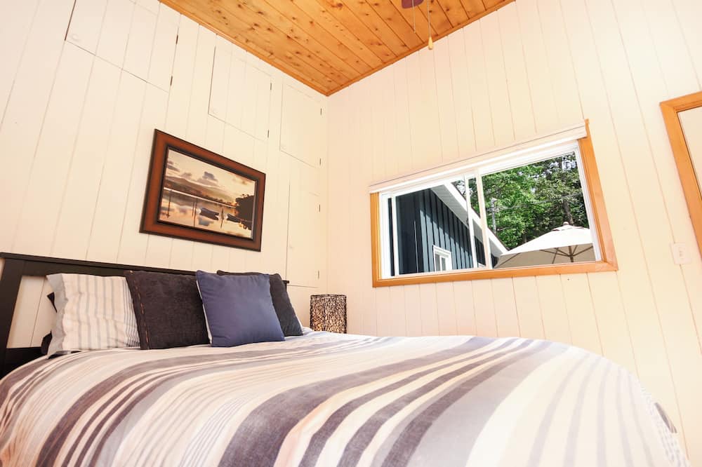 Photo of Bedroom in Manitoulin District