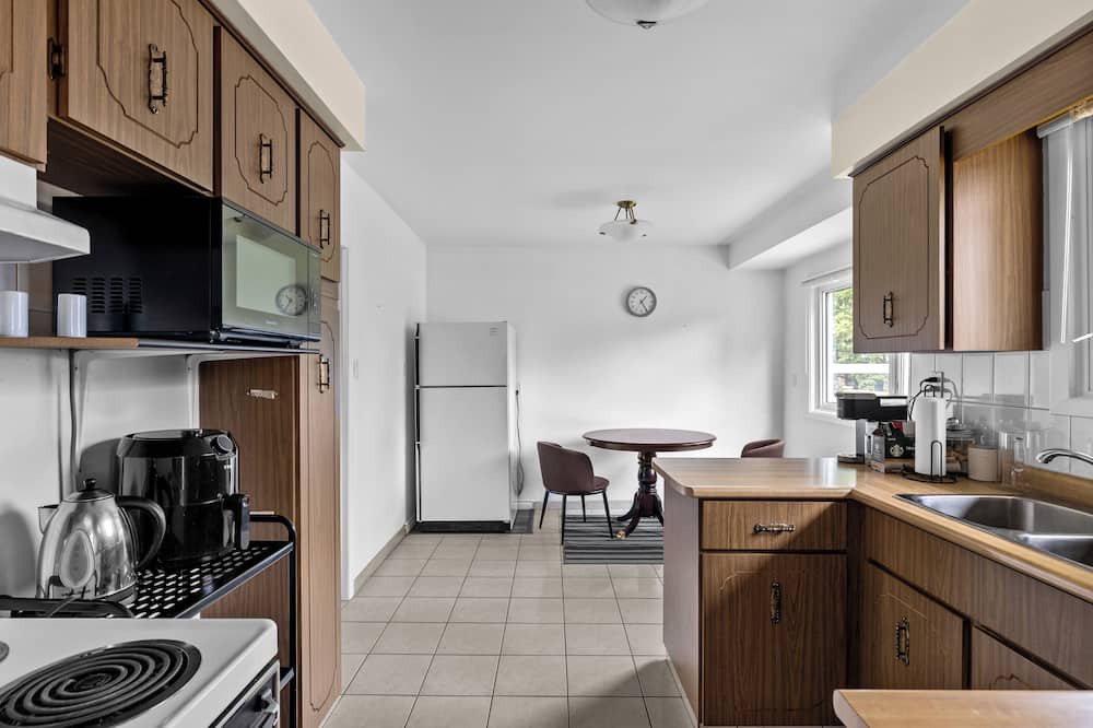Photo of Kitchen in Clarkson-Lorne Park