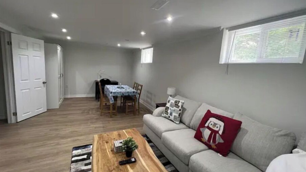 Photo of Livingroom in Cooksville