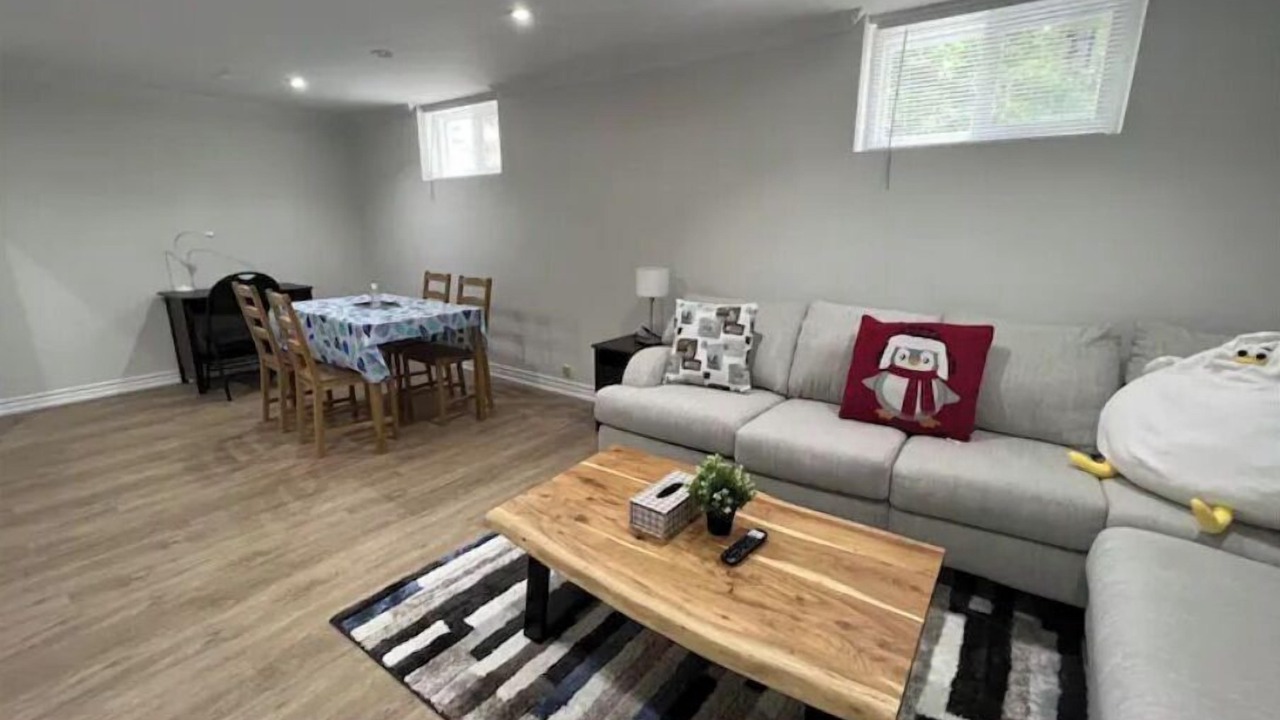 Photo of Livingroom in Cooksville