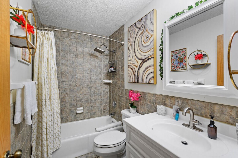 Photo of Bathroom in Maple Grove