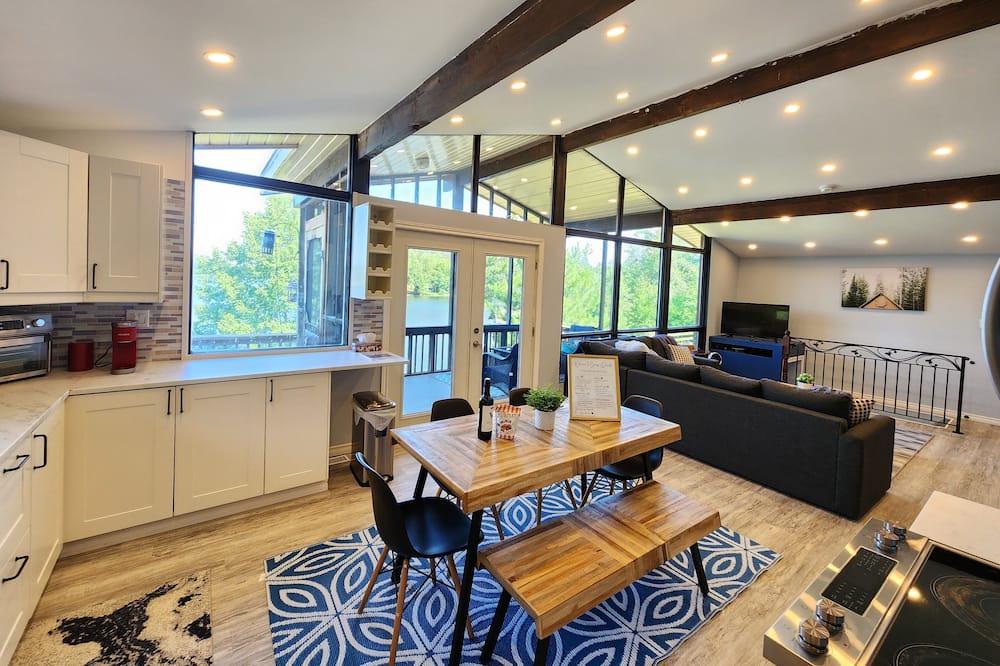 Photo of Kitchen in French River