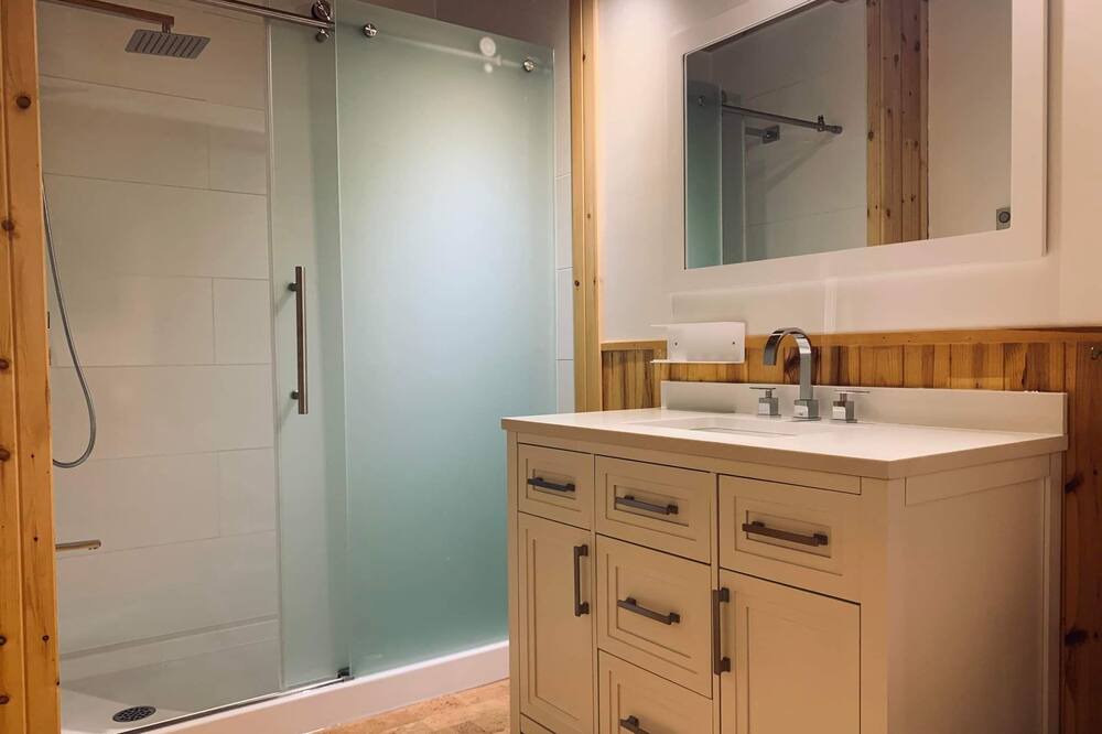 Photo of Bathroom in Algoma District